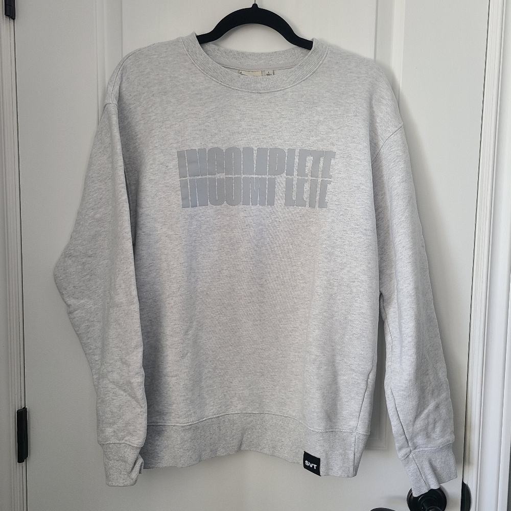 Seventeen Incomplete Sweatshirt